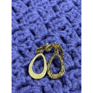 Vintage Textured Goldtone Teardrop Dangle Clip On Earrings 1.5 inches